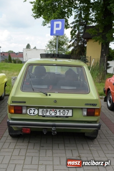 Zdjęcie w galerii na portalu naszraciborz.pl: Kochajcie oldtimery! Czar starych samochodów w Krzyżanowicach [FOTO]  wiadomości z regionu