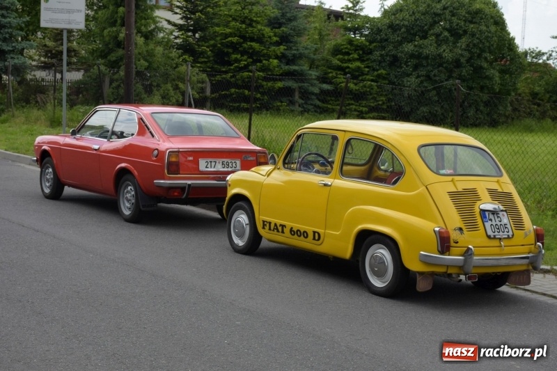 Zdjęcie w galerii na portalu naszraciborz.pl: Kochajcie oldtimery! Czar starych samochodów w Krzyżanowicach [FOTO]  wiadomości z regionu