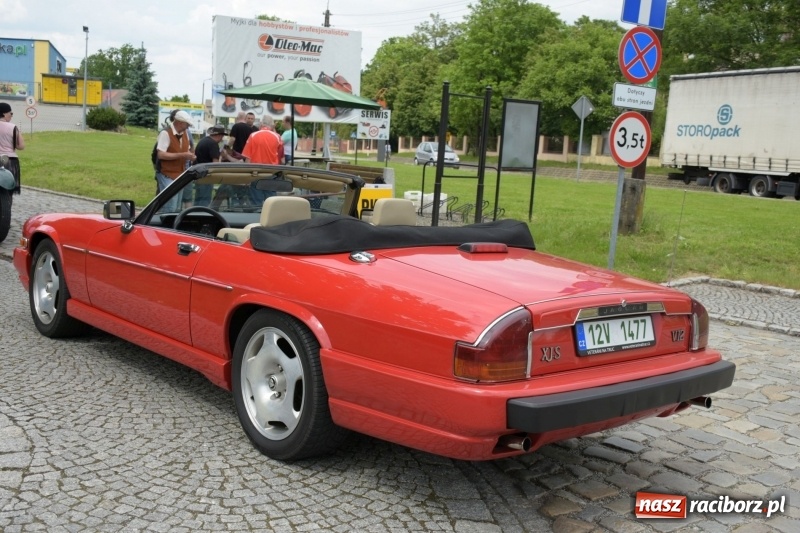 Zdjęcie w galerii na portalu naszraciborz.pl: Kochajcie oldtimery! Czar starych samochodów w Krzyżanowicach [FOTO]  wiadomości z regionu