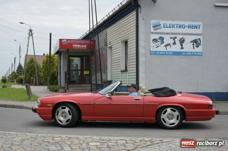 Zdjęcie w galerii na portalu naszraciborz.pl: Kochajcie oldtimery! Czar starych samochodów w Krzyżanowicach [FOTO]  wiadomości z regionu