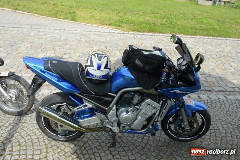 Zdjęcie w galerii na portalu naszraciborz.pl: Kochajcie oldtimery! Czar starych samochodów w Krzyżanowicach [FOTO]  wiadomości z regionu