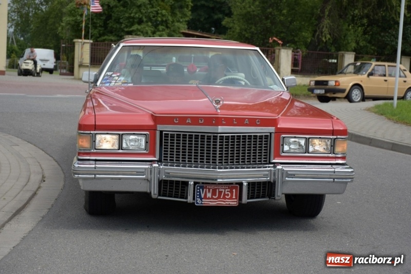 Zdjęcie w galerii na portalu naszraciborz.pl: Kochajcie oldtimery! Czar starych samochodów w Krzyżanowicach [FOTO]  wiadomości z regionu