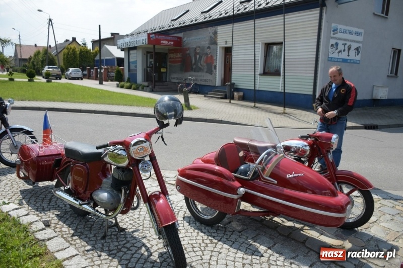 Zdjęcie w galerii na portalu naszraciborz.pl: Kochajcie oldtimery! Czar starych samochodów w Krzyżanowicach [FOTO]  wiadomości z regionu