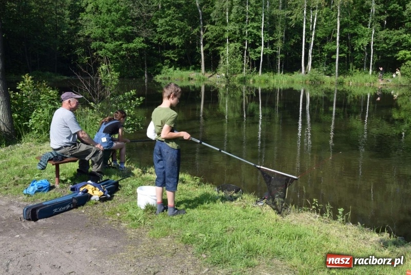 Zdjęcie w galerii na portalu naszraciborz.pl: Na Dzień Dziecka najlepsze jest... wędkowanie wiadomości z regionu