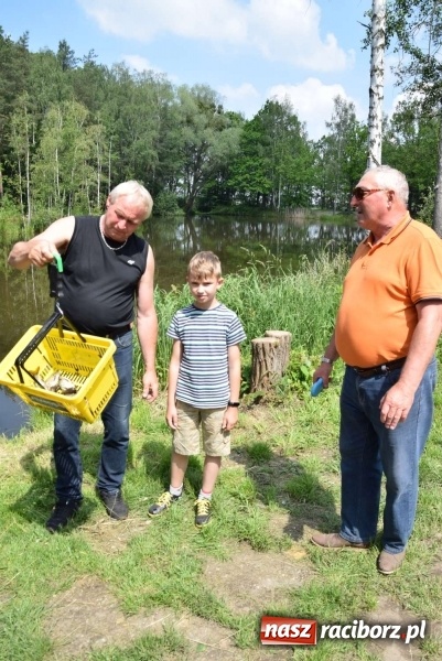 Zdjęcie w galerii na portalu naszraciborz.pl: Na Dzień Dziecka najlepsze jest... wędkowanie wiadomości z regionu