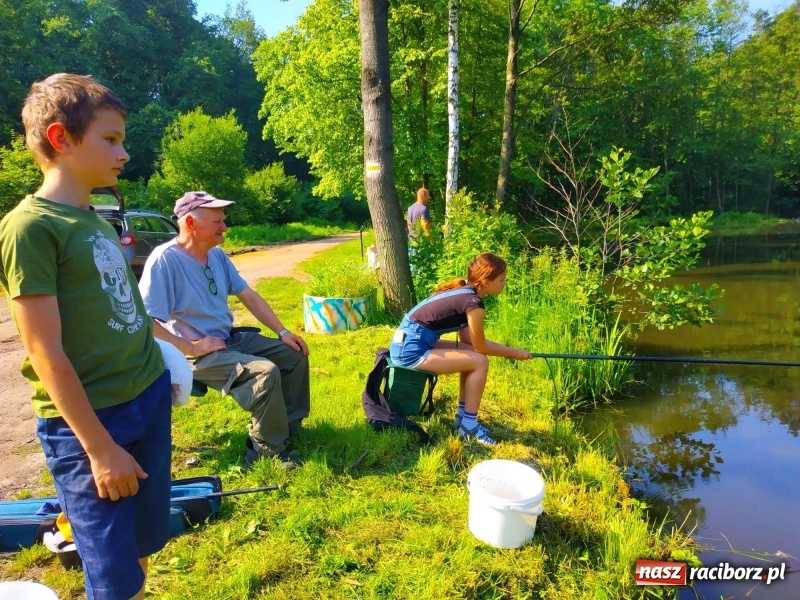 Zdjęcie w galerii na portalu naszraciborz.pl: Na Dzień Dziecka najlepsze jest... wędkowanie wiadomości z regionu