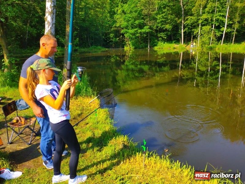 Zdjęcie w galerii na portalu naszraciborz.pl: Na Dzień Dziecka najlepsze jest... wędkowanie wiadomości z regionu