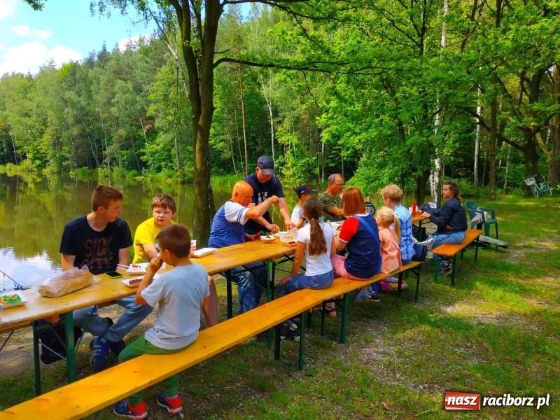 Zdjęcie w galerii na portalu naszraciborz.pl: Na Dzień Dziecka najlepsze jest... wędkowanie wiadomości z regionu