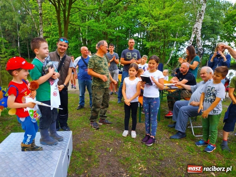 Zdjęcie w galerii na portalu naszraciborz.pl: Na Dzień Dziecka najlepsze jest... wędkowanie wiadomości z regionu