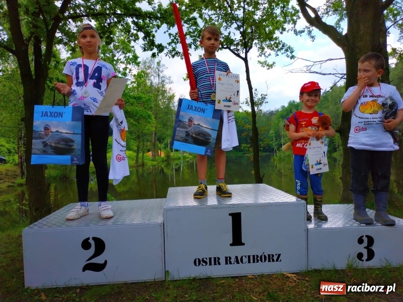 Zdjęcie w galerii na portalu naszraciborz.pl: Na Dzień Dziecka najlepsze jest... wędkowanie wiadomości z regionu