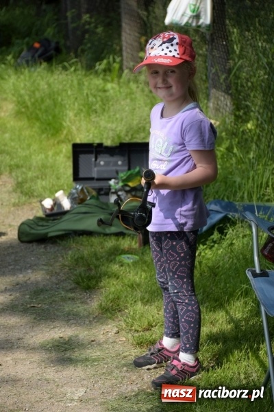 Zdjęcie w galerii na portalu naszraciborz.pl: Wędkarski Dzień Dziecka na Trzecioku  wiadomości z regionu