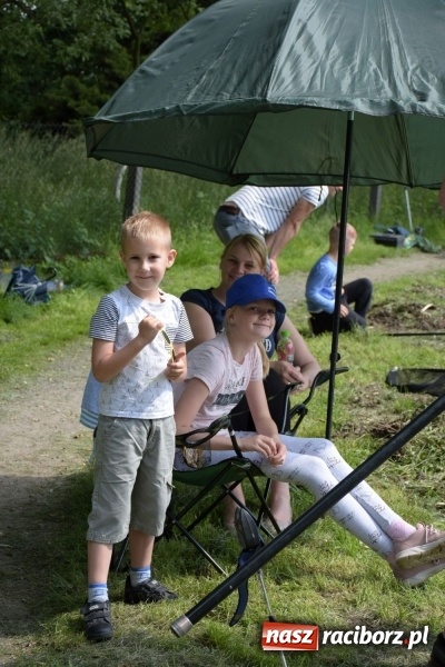Zdjęcie w galerii na portalu naszraciborz.pl: Wędkarski Dzień Dziecka na Trzecioku  wiadomości z regionu