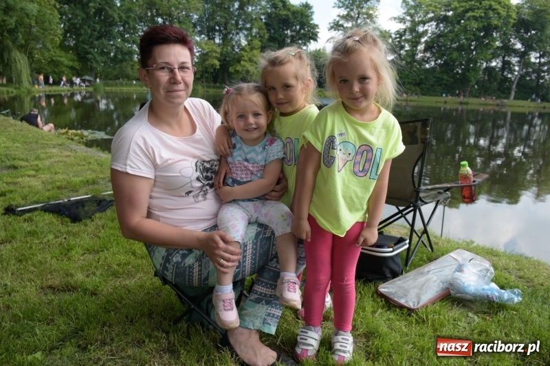 Zdjęcie w galerii na portalu naszraciborz.pl: Wędkarski Dzień Dziecka na Trzecioku  wiadomości z regionu