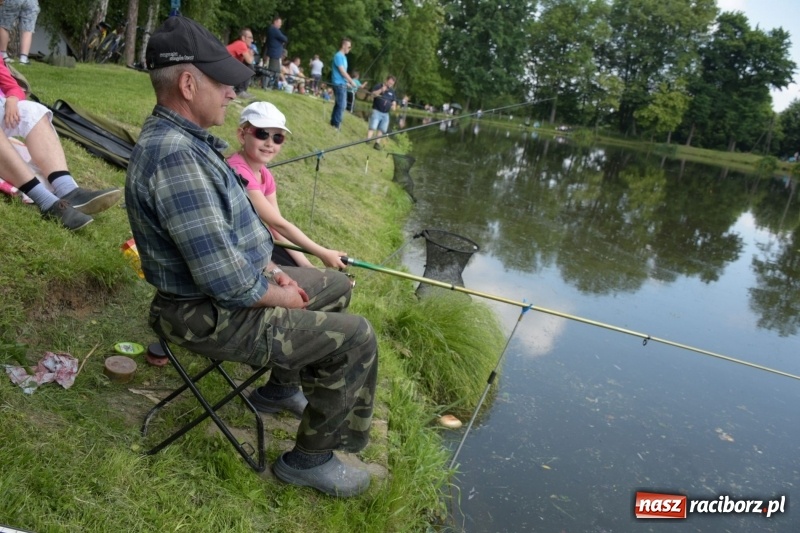 Zdjęcie w galerii na portalu naszraciborz.pl: Wędkarski Dzień Dziecka na Trzecioku  wiadomości z regionu