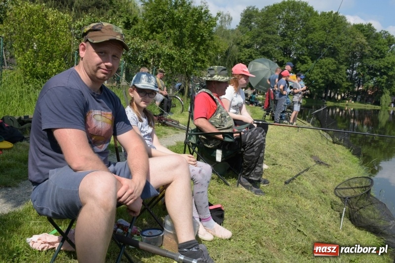 Zdjęcie w galerii na portalu naszraciborz.pl: Wędkarski Dzień Dziecka na Trzecioku  wiadomości z regionu