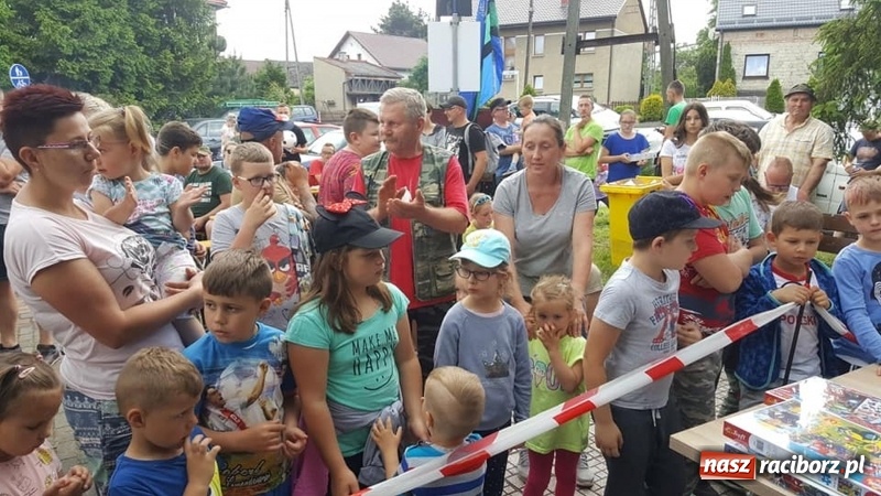 Zdjęcie w galerii na portalu naszraciborz.pl: Wędkarski Dzień Dziecka na Trzecioku  wiadomości z regionu