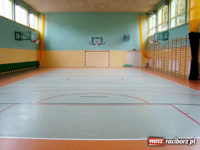 Zdjęcie w galerii na portalu naszraciborz.pl: Nowa sala w Mechaniku wiadomości z regionu