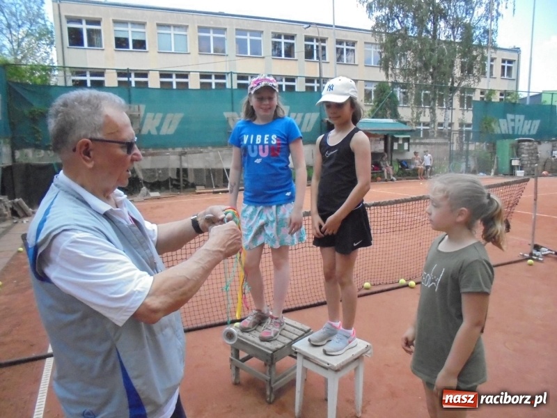 Zdjęcie w galerii na portalu naszraciborz.pl: Tenisowy Dzień Dziecka na kortach Rafako wiadomości z regionu