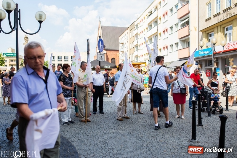 Zdjęcie w galerii na portalu naszraciborz.pl: Seksedukacja to deprawacja! Marsz dla życia w Raciborzu [FOTO i WIDEO] wiadomości z regionu