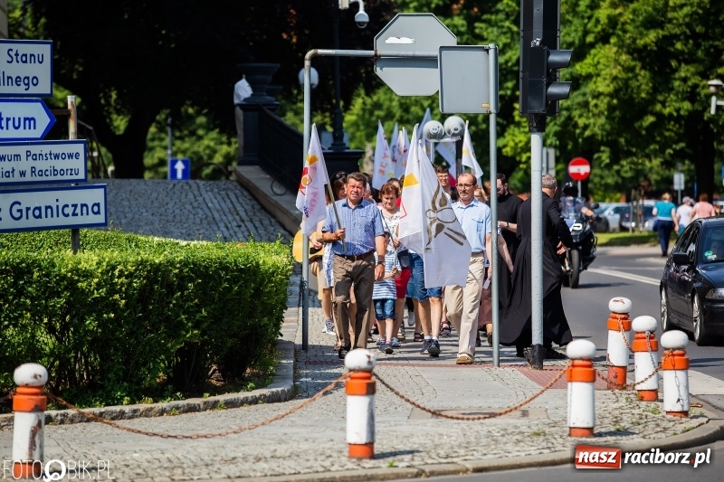 Zdjęcie w galerii na portalu naszraciborz.pl: Seksedukacja to deprawacja! Marsz dla życia w Raciborzu [FOTO i WIDEO] wiadomości z regionu
