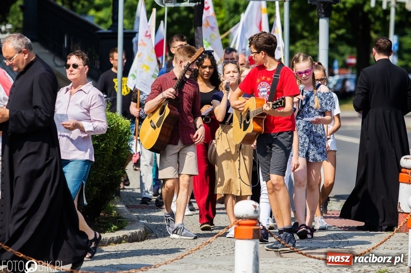 Zdjęcie w galerii na portalu naszraciborz.pl: Seksedukacja to deprawacja! Marsz dla życia w Raciborzu [FOTO i WIDEO] wiadomości z regionu