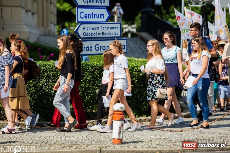Zdjęcie w galerii na portalu naszraciborz.pl: Seksedukacja to deprawacja! Marsz dla życia w Raciborzu [FOTO i WIDEO] wiadomości z regionu