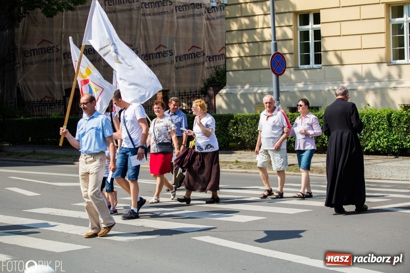 Zdjęcie w galerii na portalu naszraciborz.pl: Seksedukacja to deprawacja! Marsz dla życia w Raciborzu [FOTO i WIDEO] wiadomości z regionu