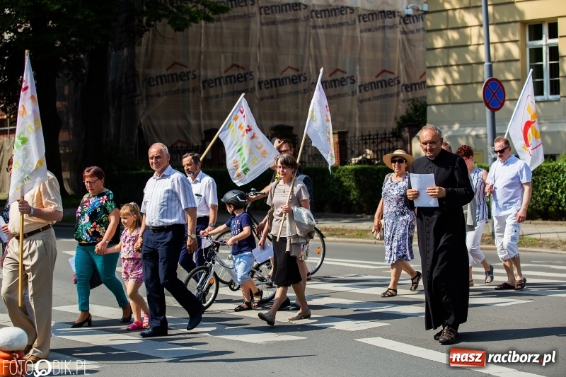 Zdjęcie w galerii na portalu naszraciborz.pl: Seksedukacja to deprawacja! Marsz dla życia w Raciborzu [FOTO i WIDEO] wiadomości z regionu