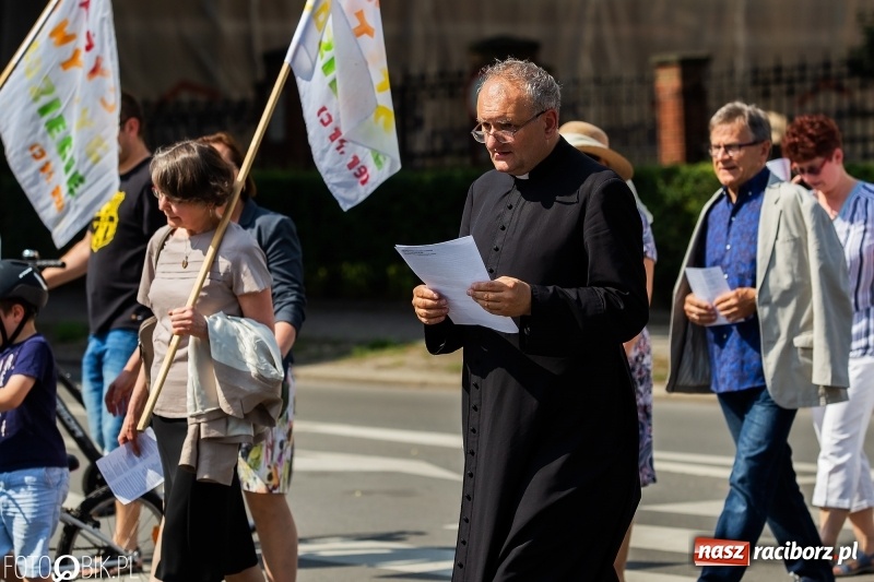 Zdjęcie w galerii na portalu naszraciborz.pl: Seksedukacja to deprawacja! Marsz dla życia w Raciborzu [FOTO i WIDEO] wiadomości z regionu