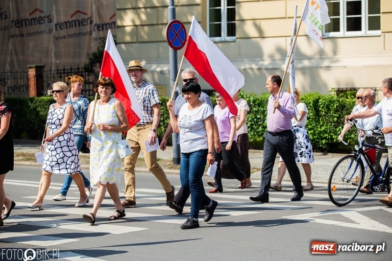 Zdjęcie w galerii na portalu naszraciborz.pl: Seksedukacja to deprawacja! Marsz dla życia w Raciborzu [FOTO i WIDEO] wiadomości z regionu