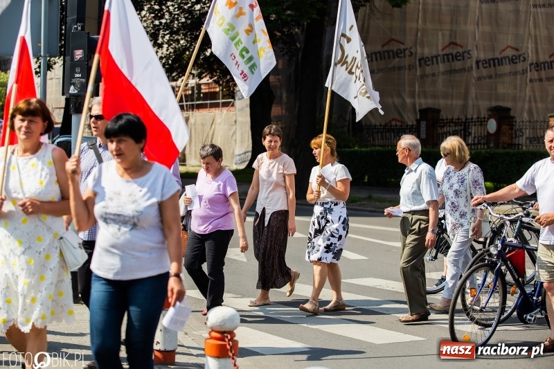 Zdjęcie w galerii na portalu naszraciborz.pl: Seksedukacja to deprawacja! Marsz dla życia w Raciborzu [FOTO i WIDEO] wiadomości z regionu