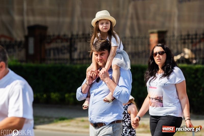 Zdjęcie w galerii na portalu naszraciborz.pl: Seksedukacja to deprawacja! Marsz dla życia w Raciborzu [FOTO i WIDEO] wiadomości z regionu