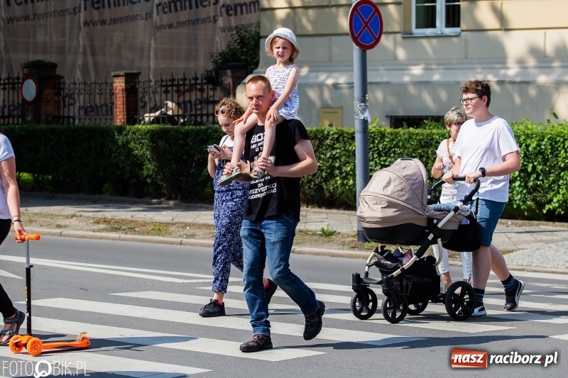 Zdjęcie w galerii na portalu naszraciborz.pl: Seksedukacja to deprawacja! Marsz dla życia w Raciborzu [FOTO i WIDEO] wiadomości z regionu