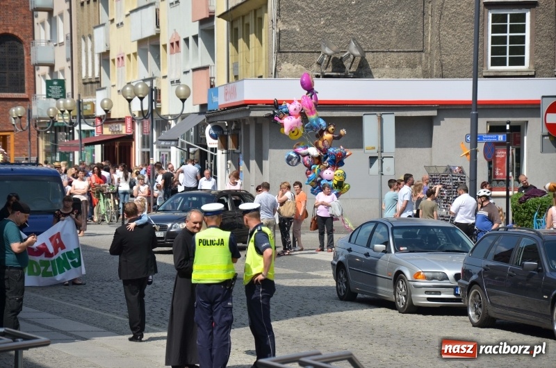 Zdjęcie w galerii na portalu naszraciborz.pl: Seksedukacja to deprawacja! Marsz dla życia w Raciborzu [FOTO i WIDEO] wiadomości z regionu