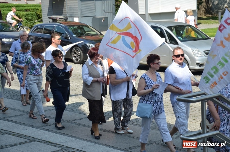 Zdjęcie w galerii na portalu naszraciborz.pl: Seksedukacja to deprawacja! Marsz dla życia w Raciborzu [FOTO i WIDEO] wiadomości z regionu