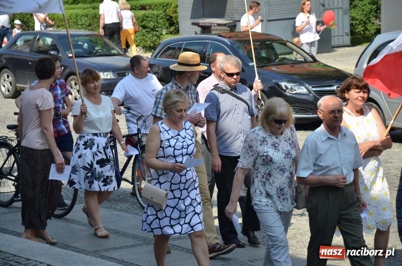 Zdjęcie w galerii na portalu naszraciborz.pl: Seksedukacja to deprawacja! Marsz dla życia w Raciborzu [FOTO i WIDEO] wiadomości z regionu