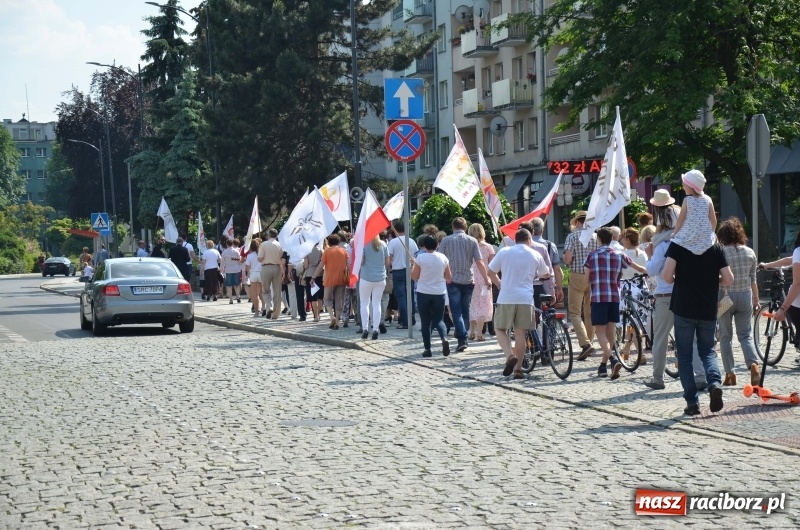 Zdjęcie w galerii na portalu naszraciborz.pl: Seksedukacja to deprawacja! Marsz dla życia w Raciborzu [FOTO i WIDEO] wiadomości z regionu