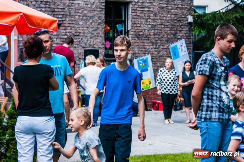Zdjęcie w galerii na portalu naszraciborz.pl: Stowarzyszenie Spektrum świętowało Dzień Dziecka [FOTO] wiadomości z regionu