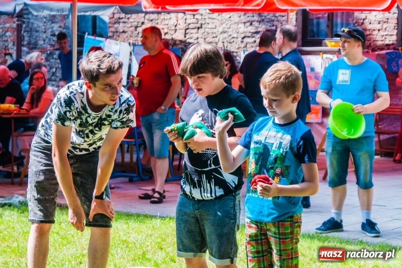Zdjęcie w galerii na portalu naszraciborz.pl: Stowarzyszenie Spektrum świętowało Dzień Dziecka [FOTO] wiadomości z regionu