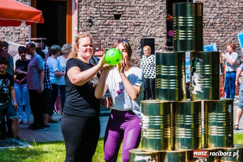 Zdjęcie w galerii na portalu naszraciborz.pl: Stowarzyszenie Spektrum świętowało Dzień Dziecka [FOTO] wiadomości z regionu