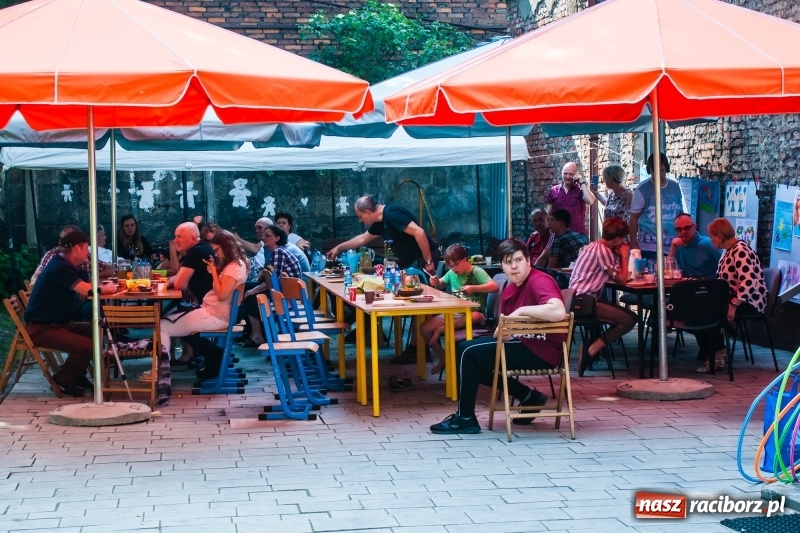 Zdjęcie w galerii na portalu naszraciborz.pl: Stowarzyszenie Spektrum świętowało Dzień Dziecka [FOTO] wiadomości z regionu