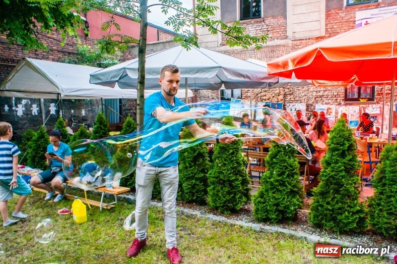 Zdjęcie w galerii na portalu naszraciborz.pl: Stowarzyszenie Spektrum świętowało Dzień Dziecka [FOTO] wiadomości z regionu