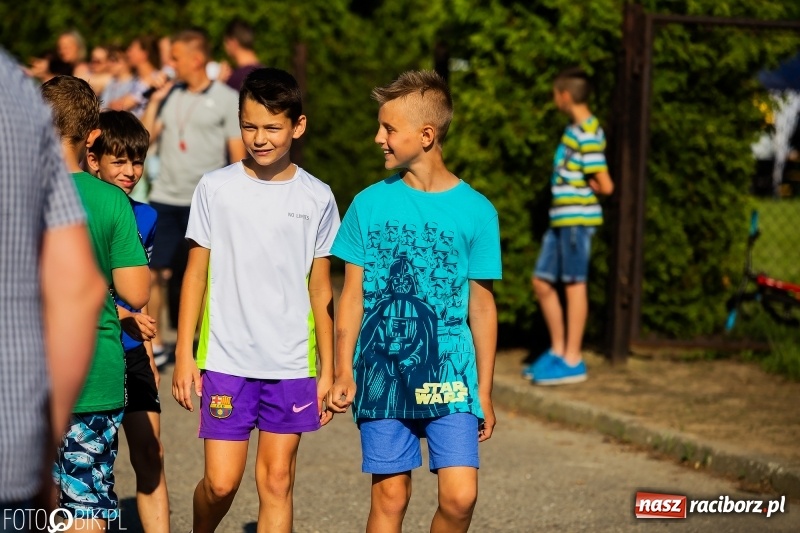 Zdjęcie w galerii na portalu naszraciborz.pl: Bieg o Puchar Burmistrza podczas festynu w Borucinie wiadomości z regionu
