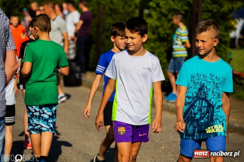 Zdjęcie w galerii na portalu naszraciborz.pl: Bieg o Puchar Burmistrza podczas festynu w Borucinie wiadomości z regionu