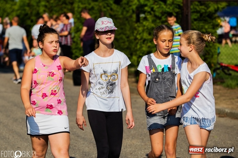Zdjęcie w galerii na portalu naszraciborz.pl: Bieg o Puchar Burmistrza podczas festynu w Borucinie wiadomości z regionu