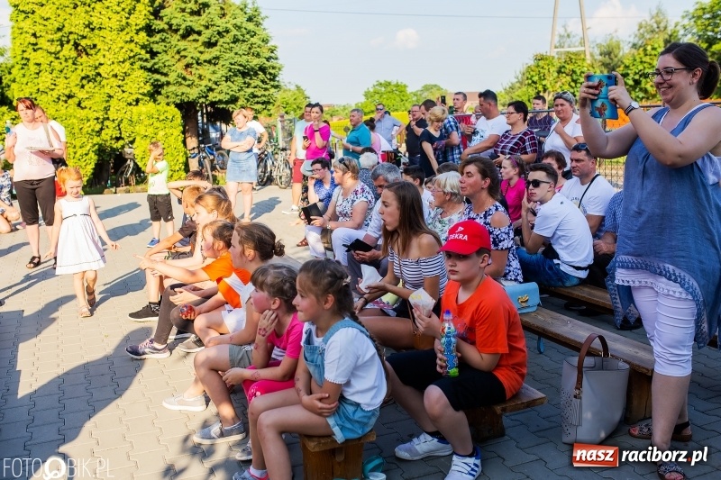 Zdjęcie w galerii na portalu naszraciborz.pl: Bieg o Puchar Burmistrza podczas festynu w Borucinie wiadomości z regionu