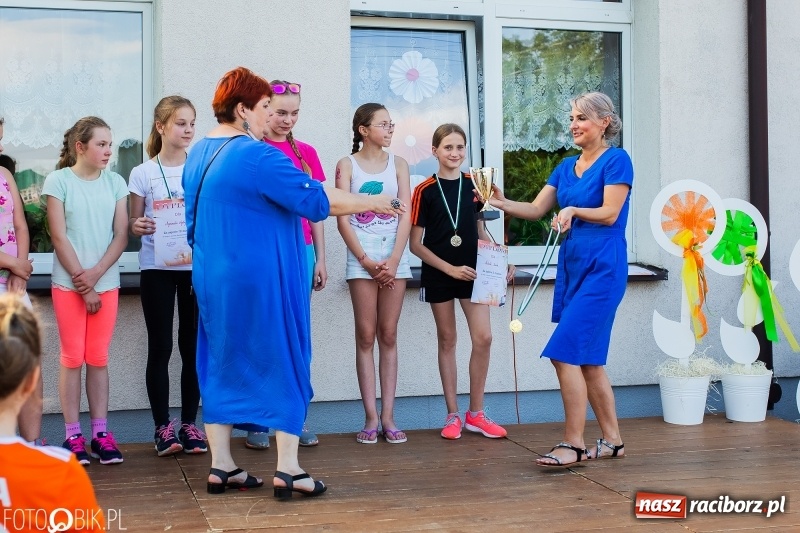 Zdjęcie w galerii na portalu naszraciborz.pl: Bieg o Puchar Burmistrza podczas festynu w Borucinie wiadomości z regionu