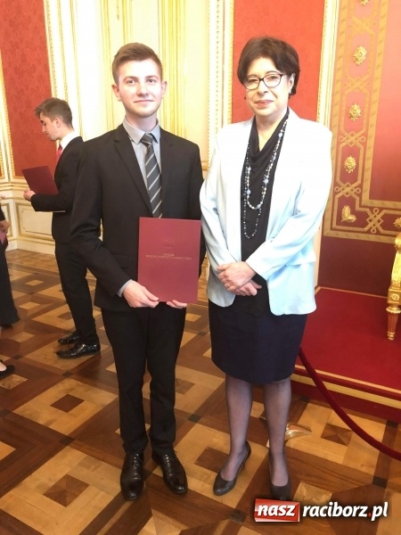 Zdjęcie w galerii na portalu naszraciborz.pl: Mariusz Wycisk z Grand Prix konkursu muzycznego CEA i stypendium Ministra Kultury wiadomości z regionu