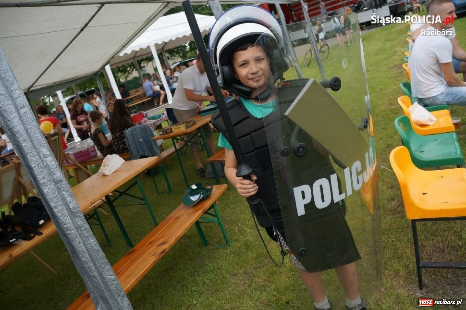 Zdjęcie w galerii na portalu naszraciborz.pl: Dzień Dziecka w Siedliskach z raciborską policją wiadomości z regionu