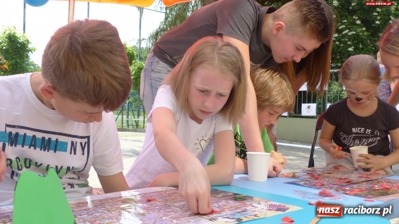 Zdjęcie w galerii na portalu naszraciborz.pl: Detektywistyczny Dzień Dziecka z raciborską biblioteką wiadomości z regionu